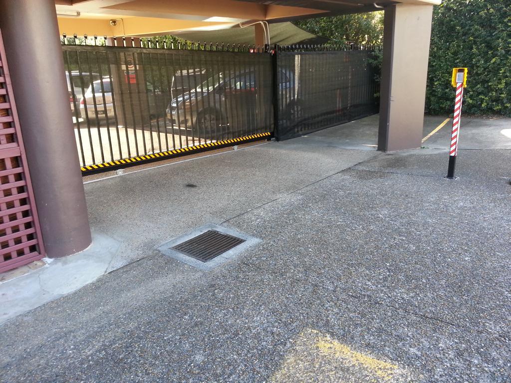 Garden Lodge Sydney Hotel Bagian luar foto