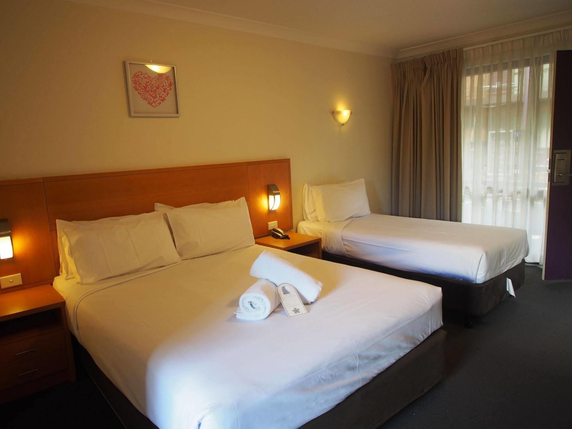 Garden Lodge Sydney Hotel Bagian luar foto