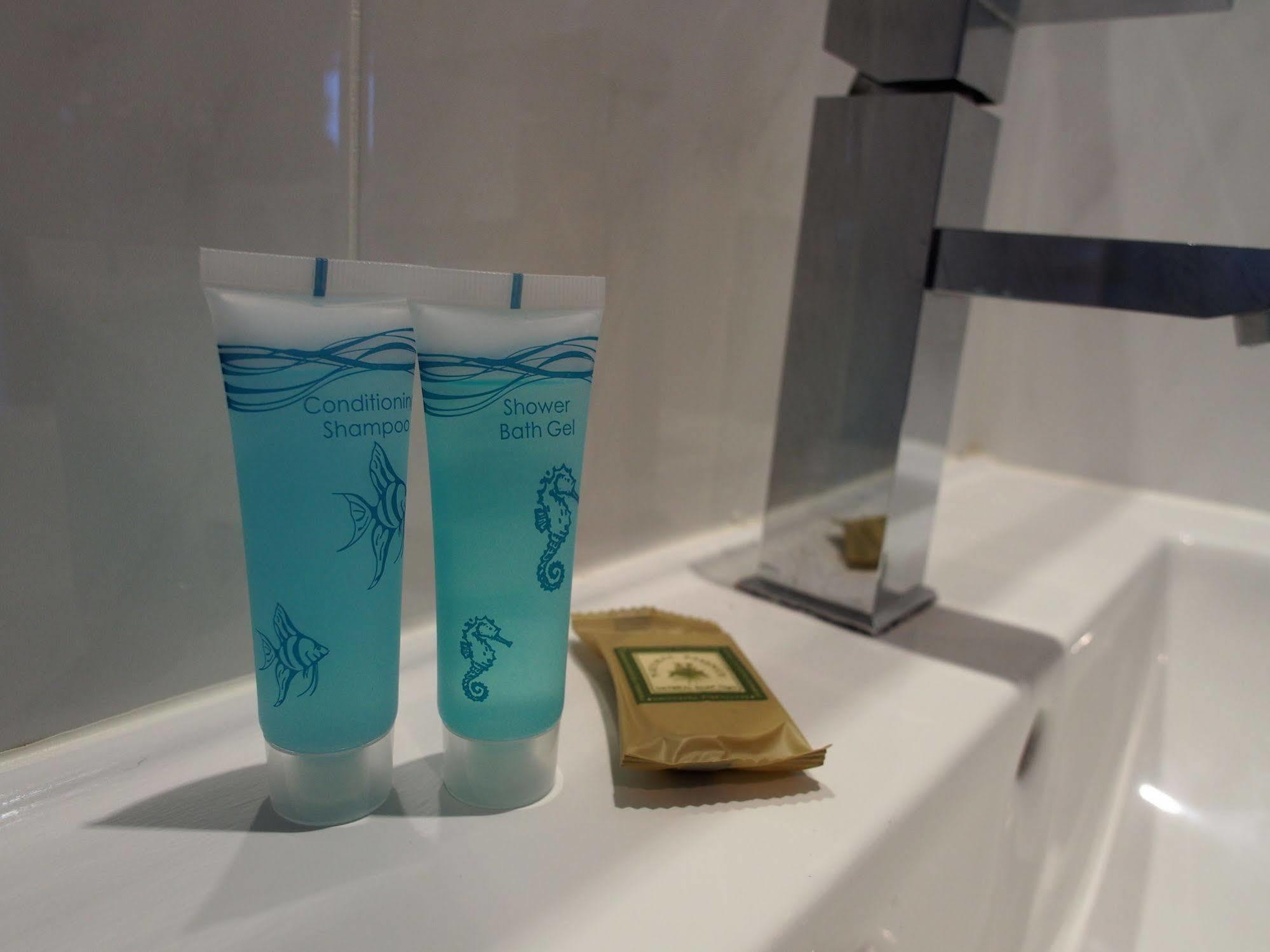 Garden Lodge Sydney Hotel Bagian luar foto